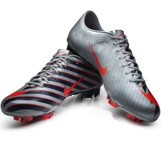 NIKE MERCURIAL SUPERFLY LLL CR7 EDITION