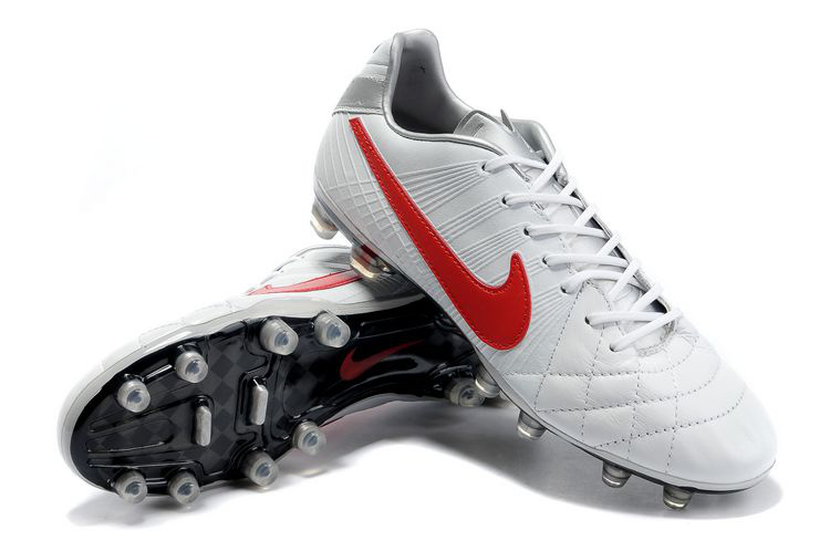 NIKE LEGEND 4 ELITE WHITE / RED / SILVER